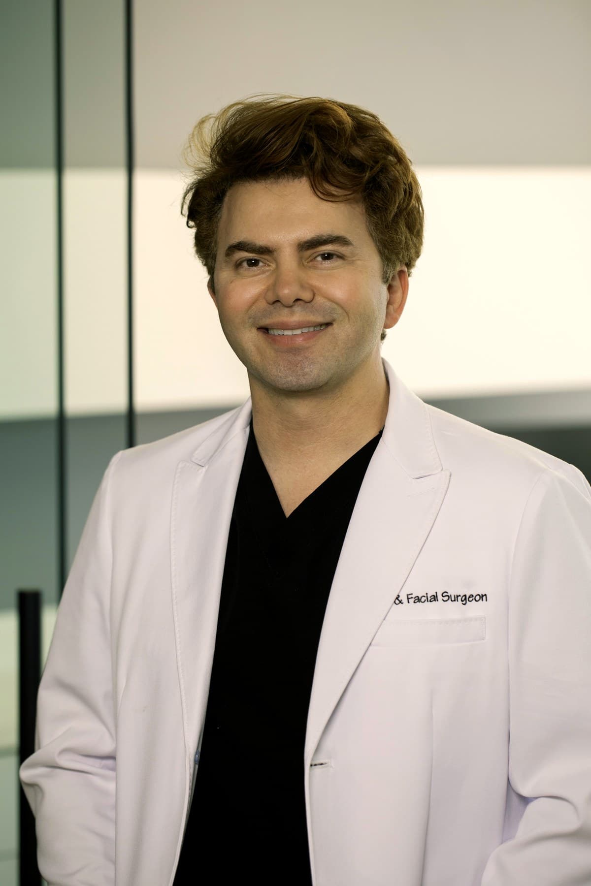 Dr. André-David Kahwach, DDS, MD — Oral & Maxillofacial Surgeon
