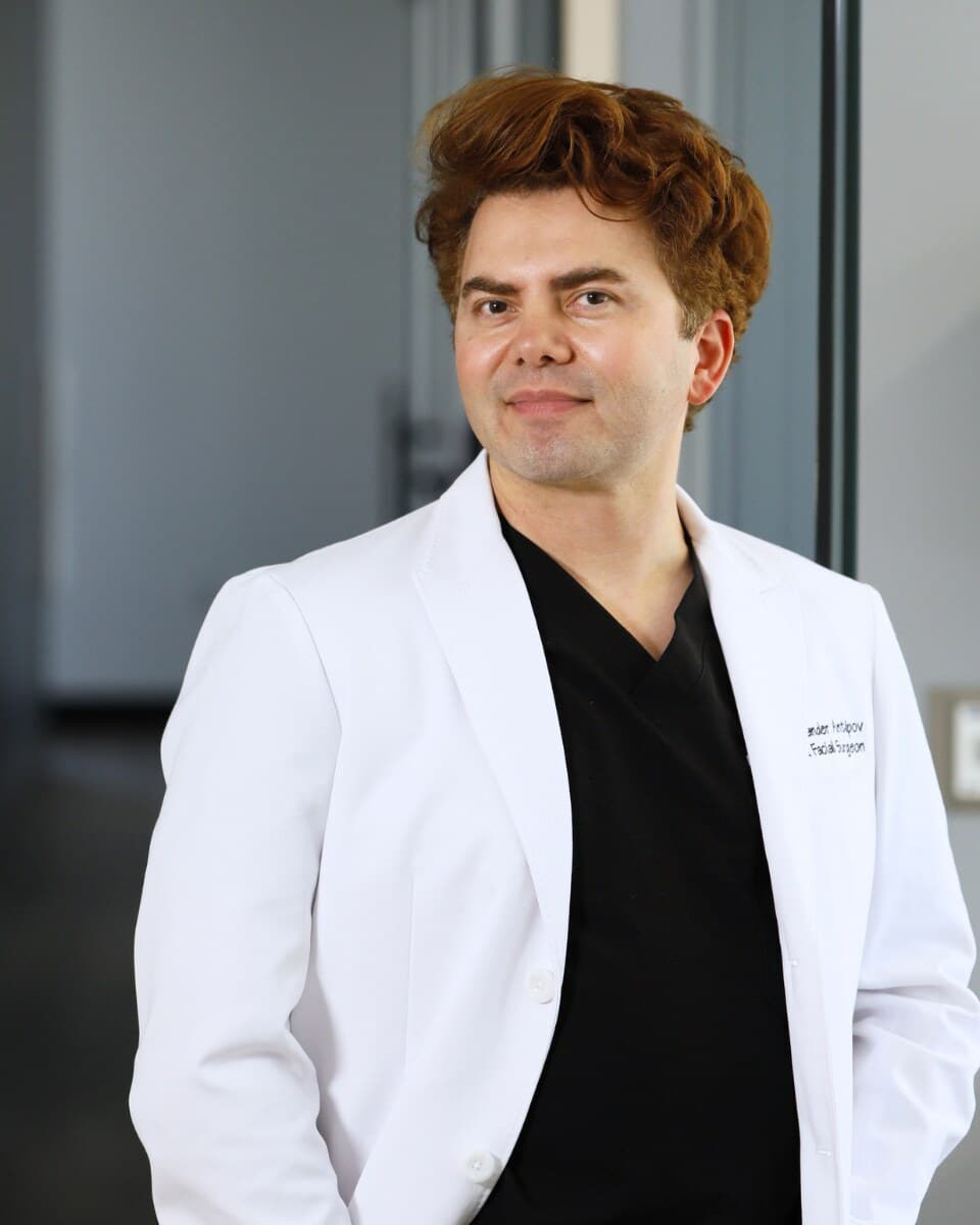 Dr. André-David Kahwach, DDS, MD — Oral and maxillofacial surgeon specializing in dental implants, facial trauma, orthognathic surgery, and cosmetic procedures